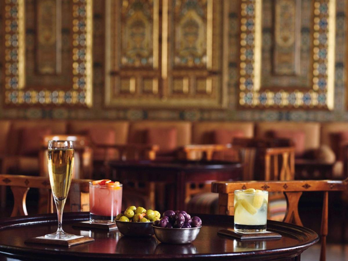 Moevenpick Resort Petra Ваді-Муса Екстер'єр фото The bar at the Ritz