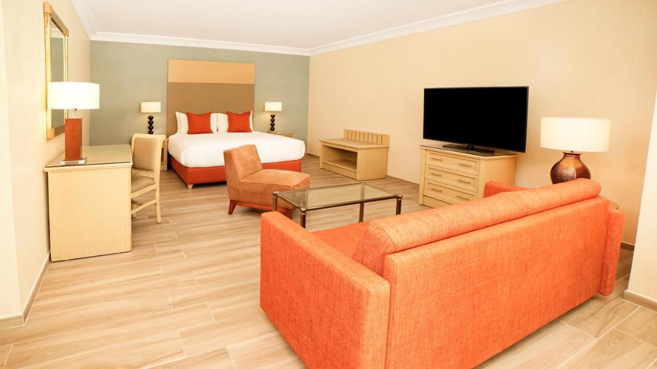 Moevenpick Resort Petra Ваді-Муса Екстер'єр фото