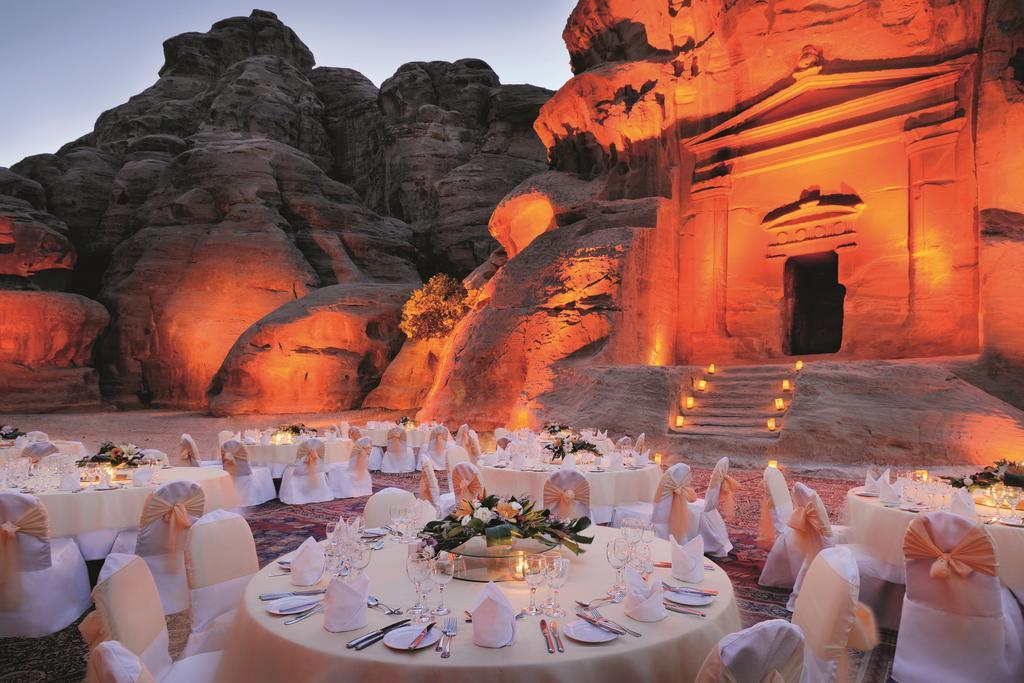 Moevenpick Resort Petra Ваді-Муса Екстер'єр фото The Petra Marriott Hotel
